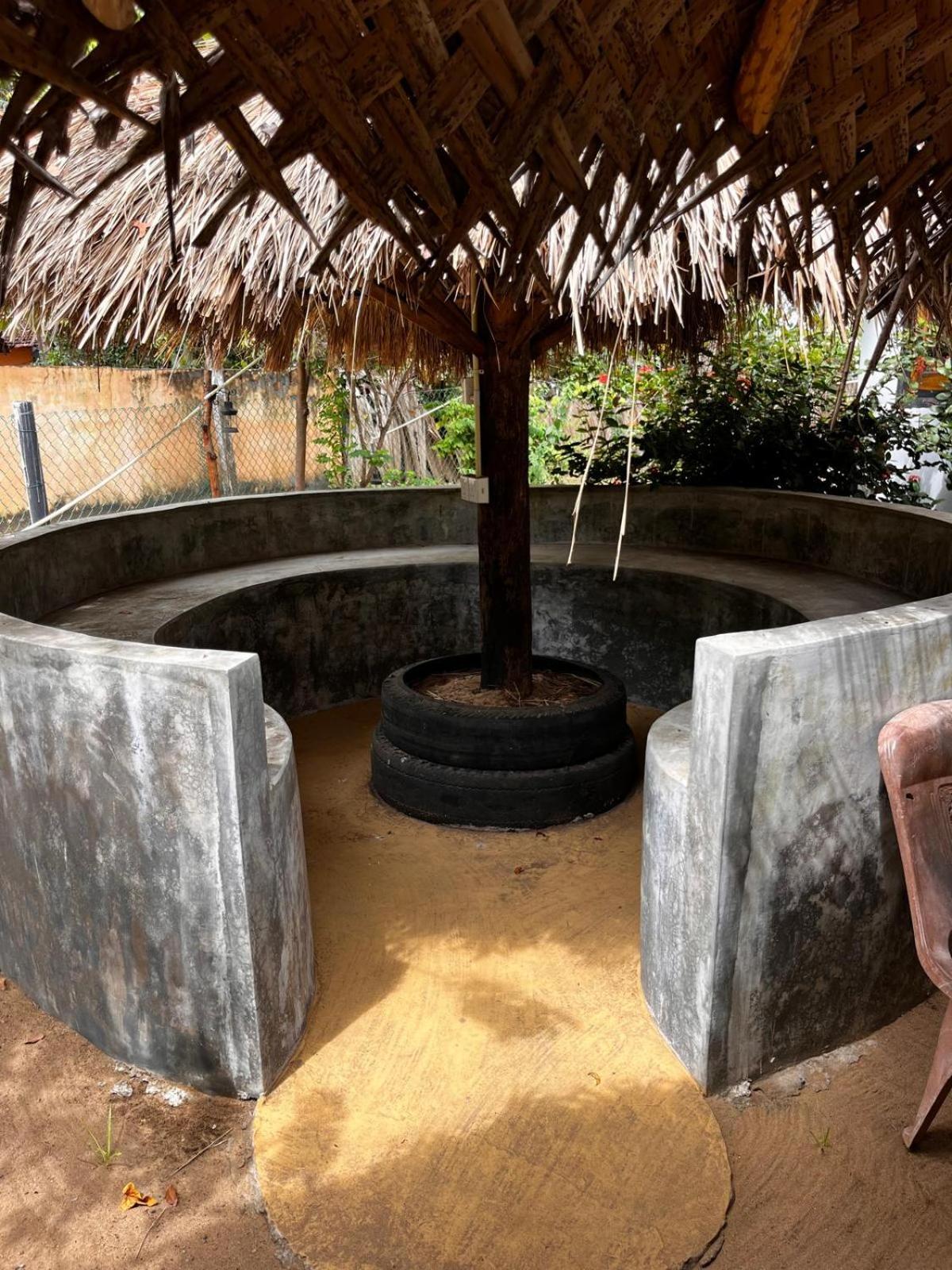 Surfing Lion Hostel Arugam Bay Exterior foto